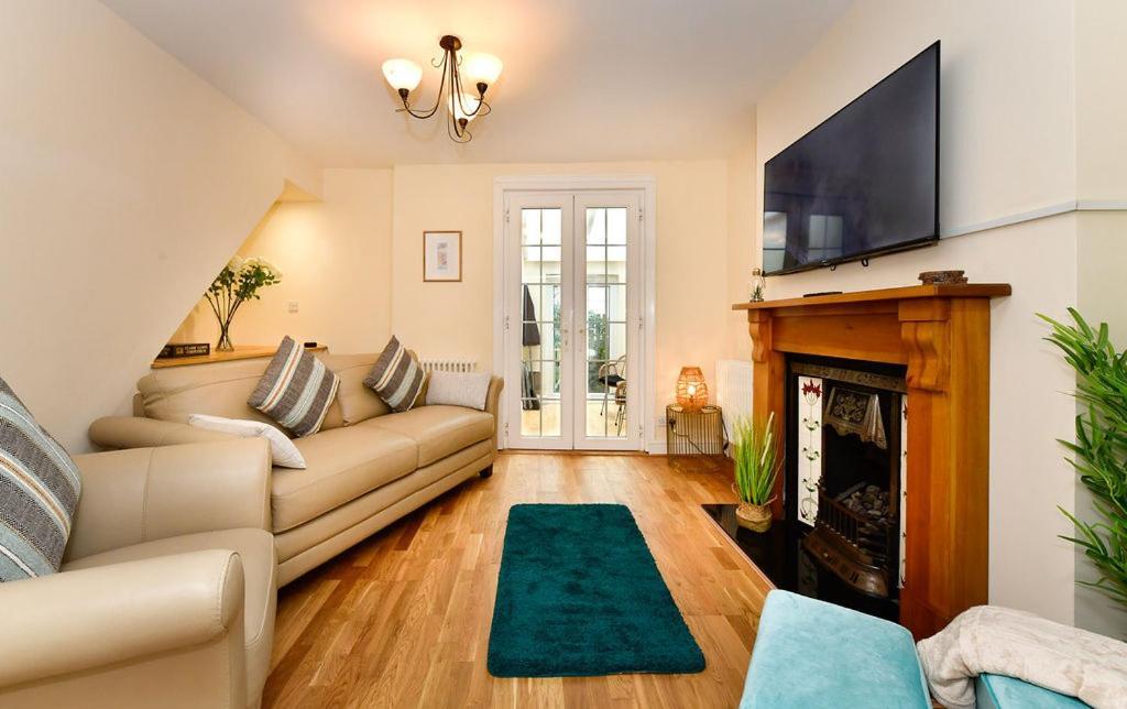 Just Stay Wales - Castle Square Cottage, Mumbles Zewnętrze zdjęcie
